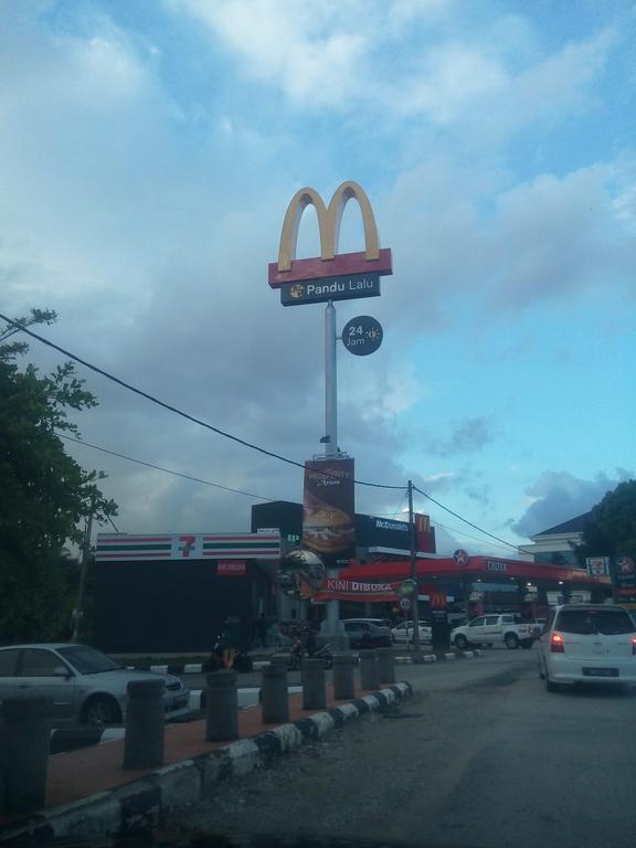 Kemaman Lodge & Cafe Chukai Luaran gambar