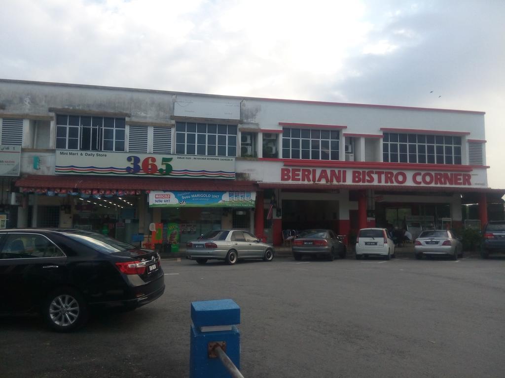 Kemaman Lodge & Cafe Chukai Luaran gambar